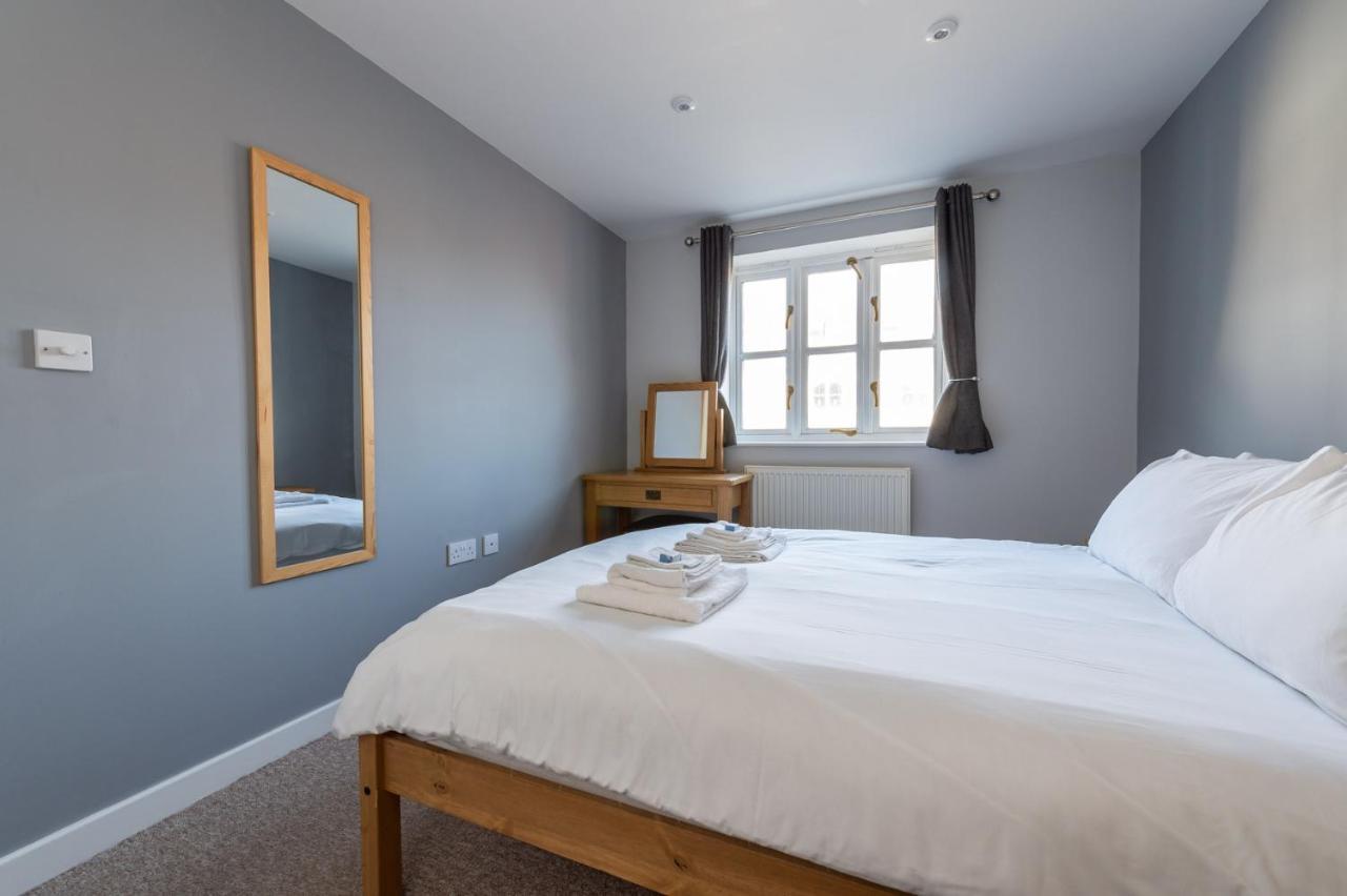 Glastonbury Town Apartment Экстерьер фото